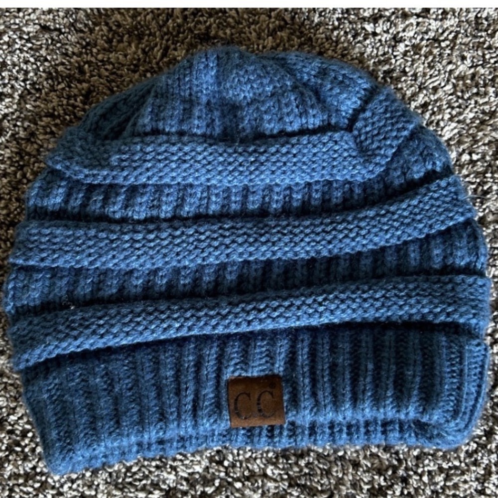CC Exclusives Blue Ribbed Knit Beanie Hat Acrylic Unisex Warm Winter‎ Cap